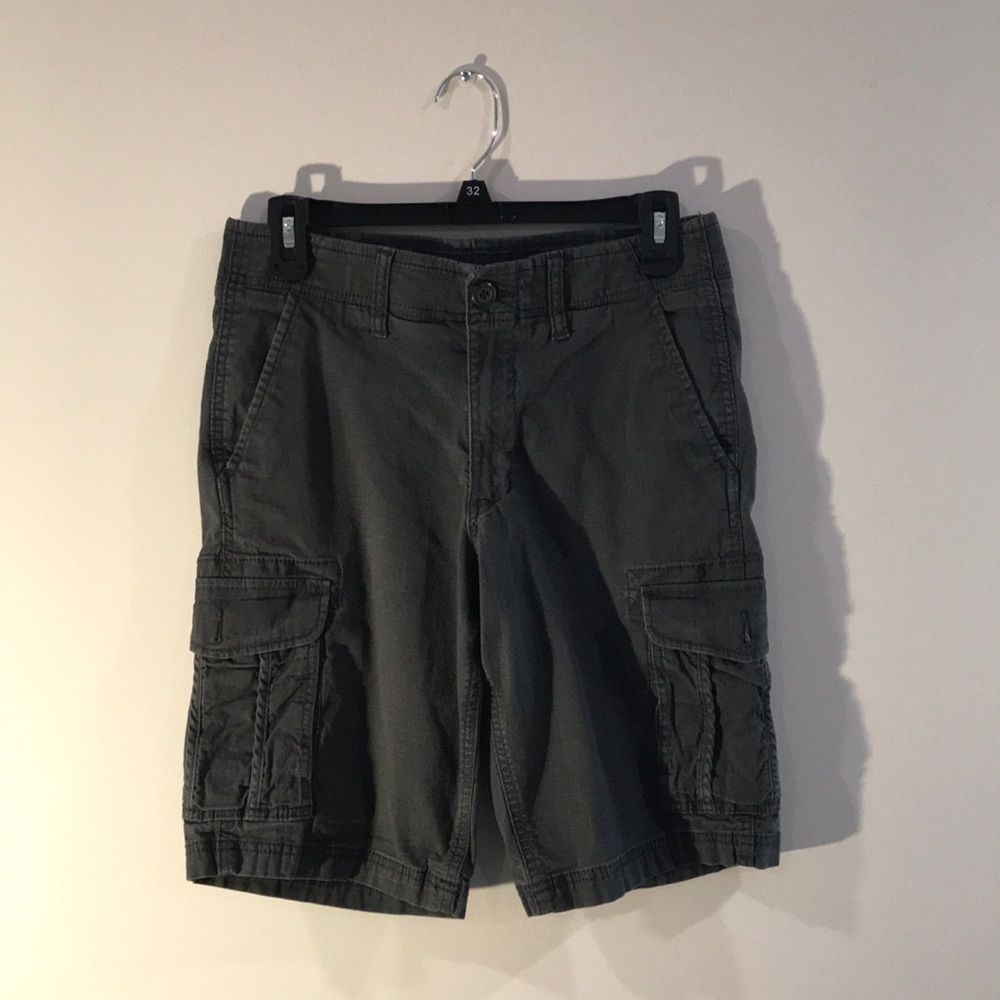 Sonoma Dark Gray Cargo Shorts Size 30